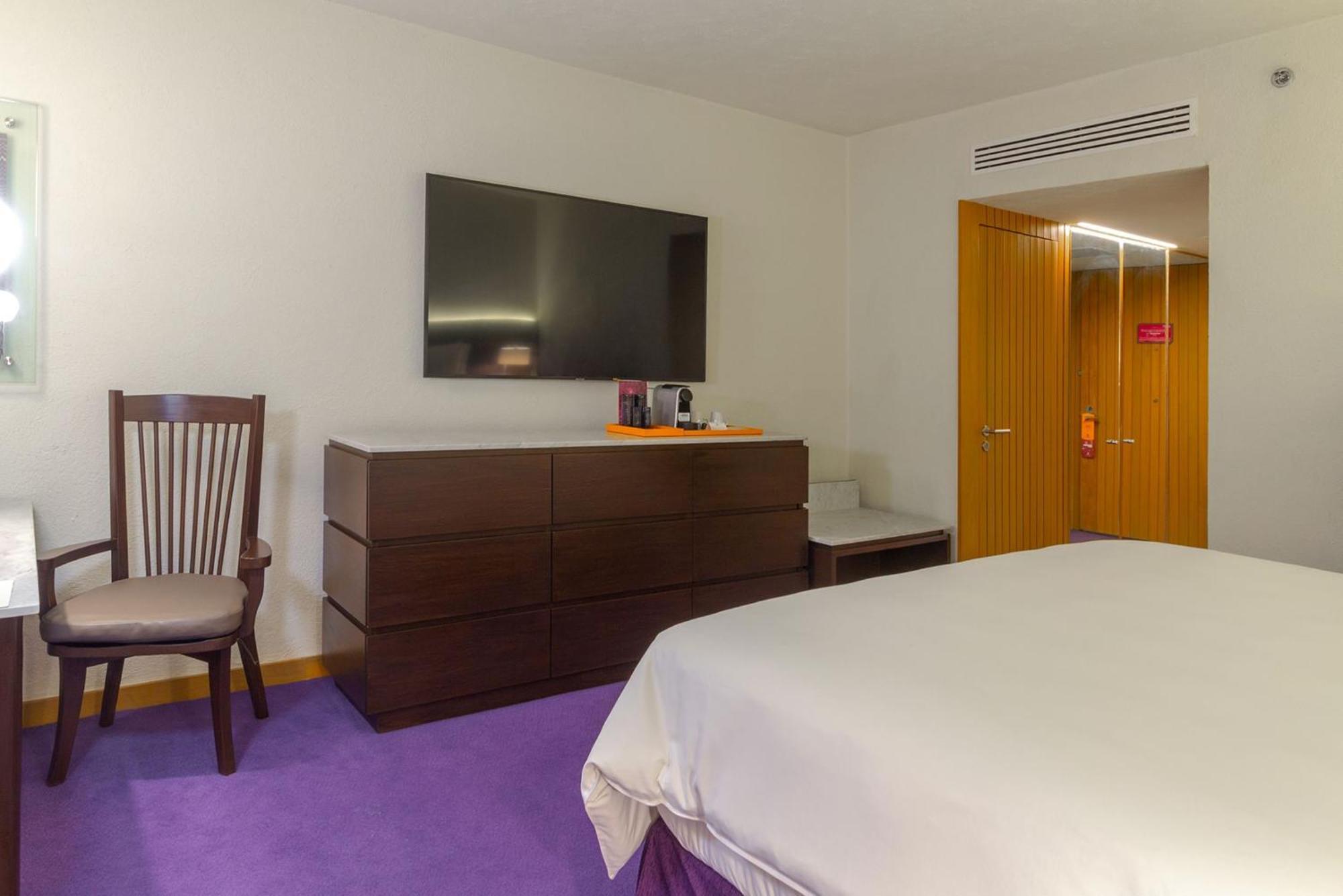 Camino Real Polanco Mexico Hotell Exteriör bild A room at the hotel